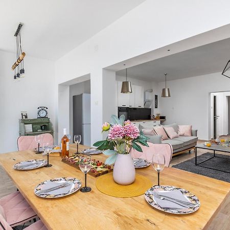 Amazing Apartment In Rijeka With Wifi Exterior photo