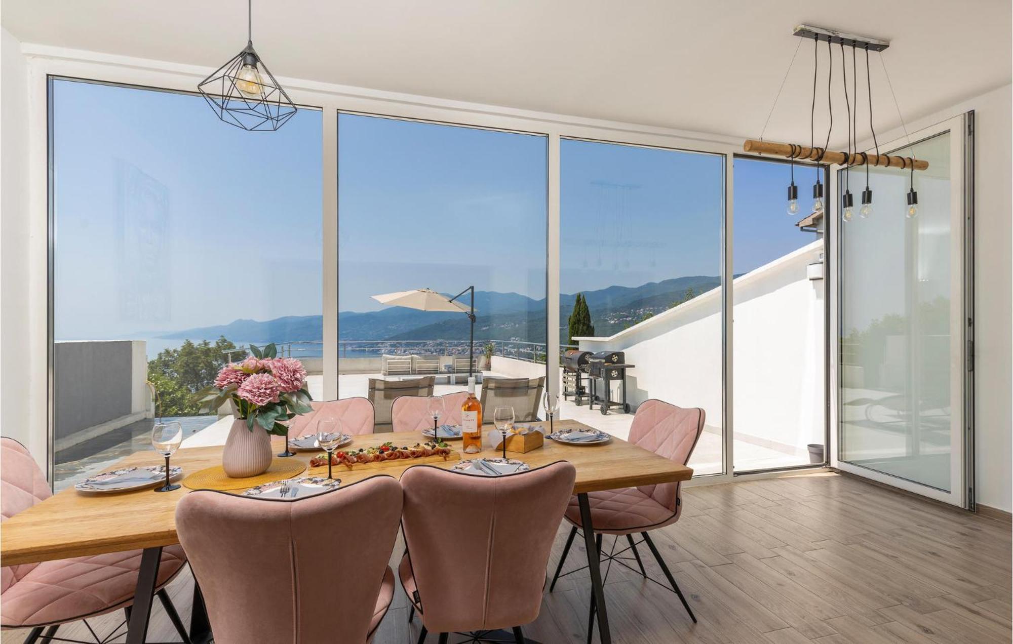 Amazing Apartment In Rijeka With Wifi Exterior photo